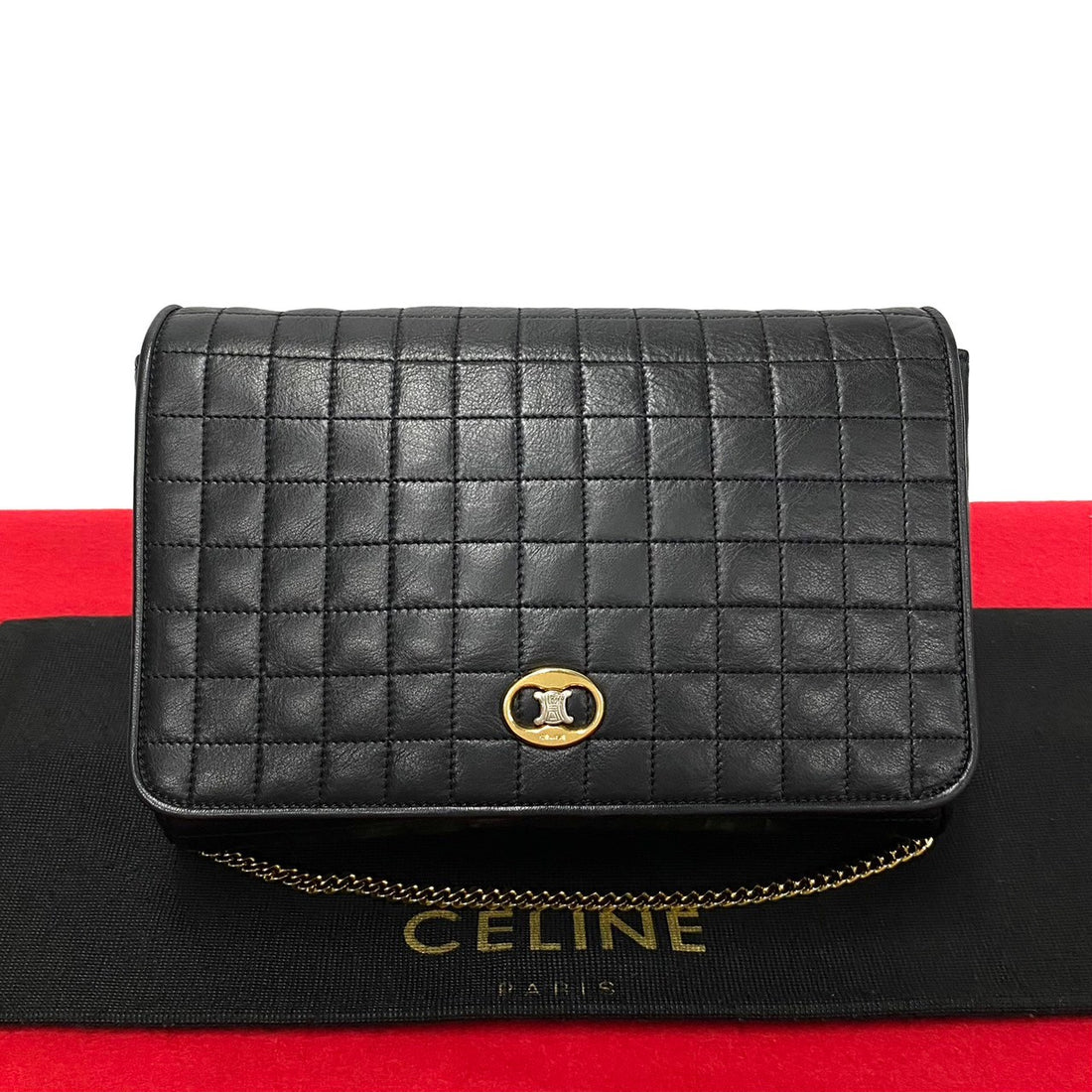 Celine Quilted Leather Chain Crossbody Bag Leather Crossbody Bag in Very Good Condition