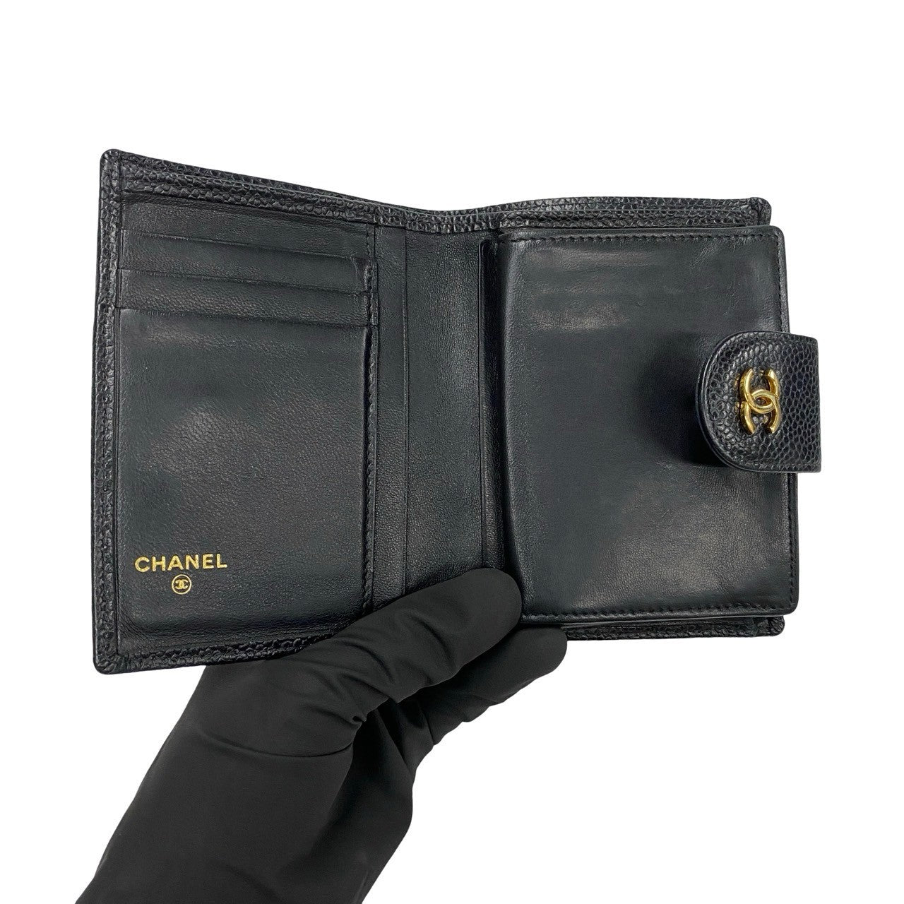 Chanel Quilted Caviar Clasp Purse Leather Short Wallet in Very Good Condition