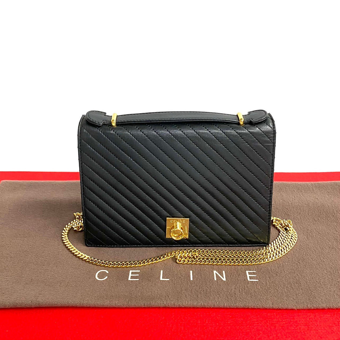 Celine Leather Chain Crossbody Bag Leather Crossbody Bag in Very Good Condition