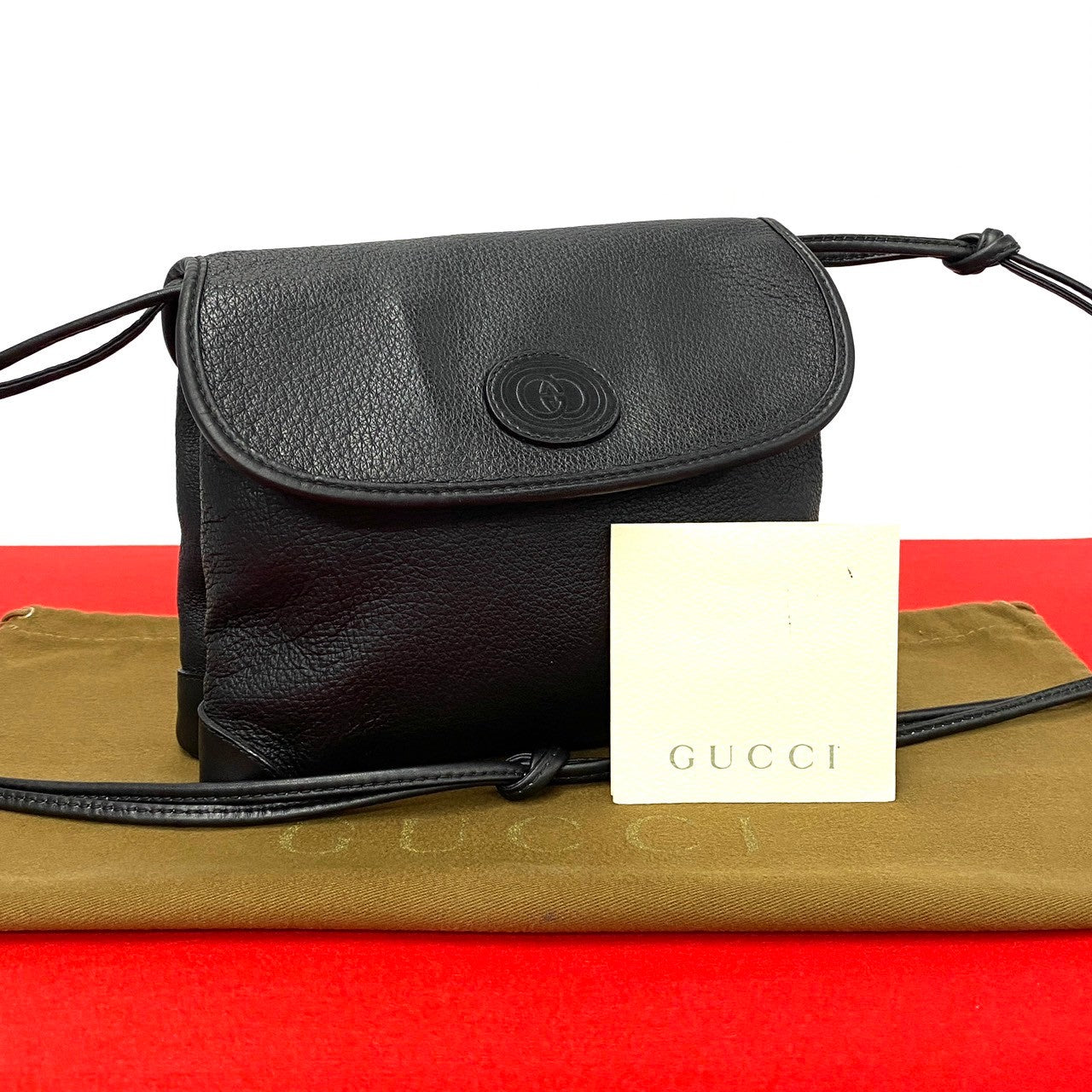 Gucci Leather Crossbody Bag  Leather Crossbody Bag in Very Good Condition