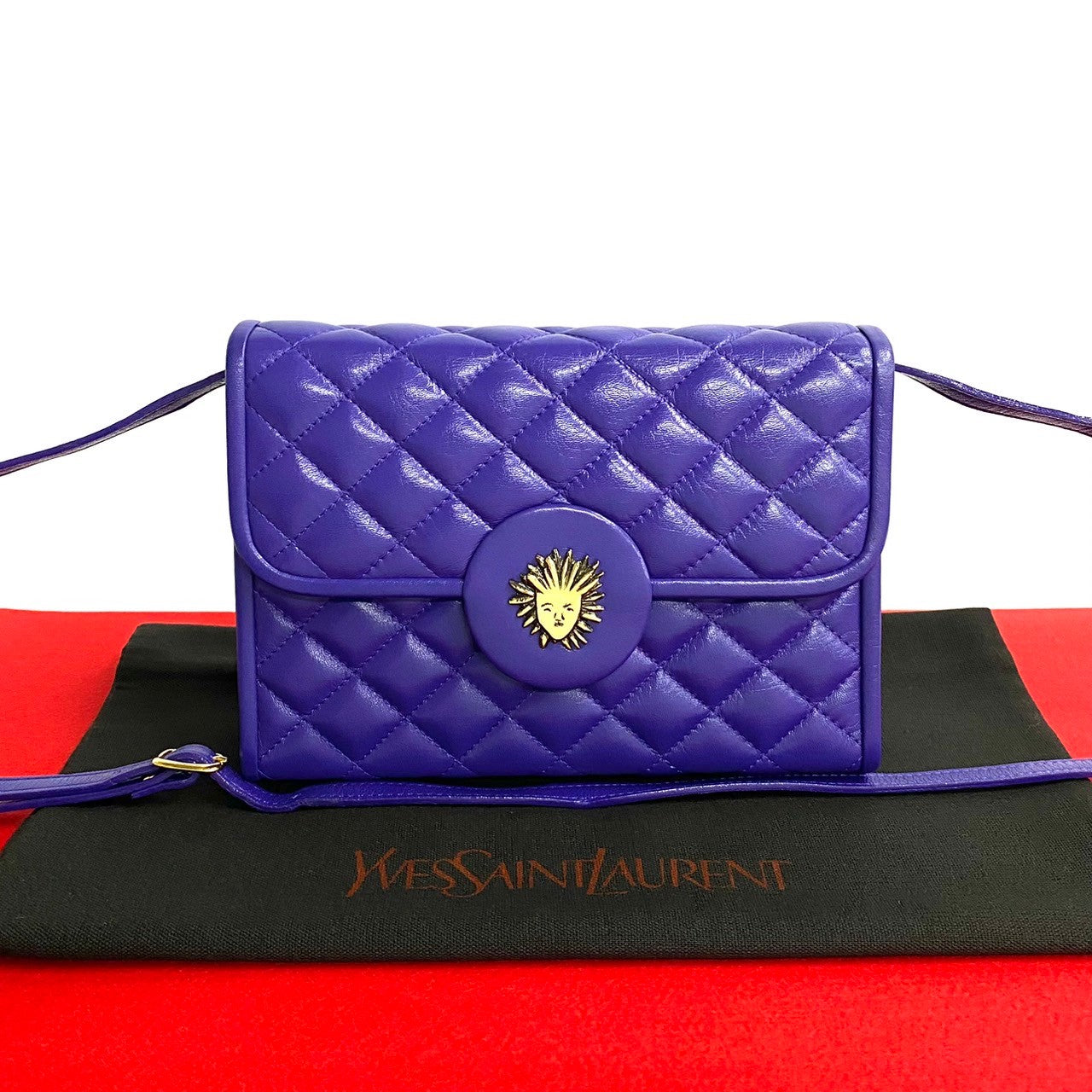 Yves Saint Laurent Quilted Leather Crossbody Bag Leather Crossbody Bag in Very Good Condition