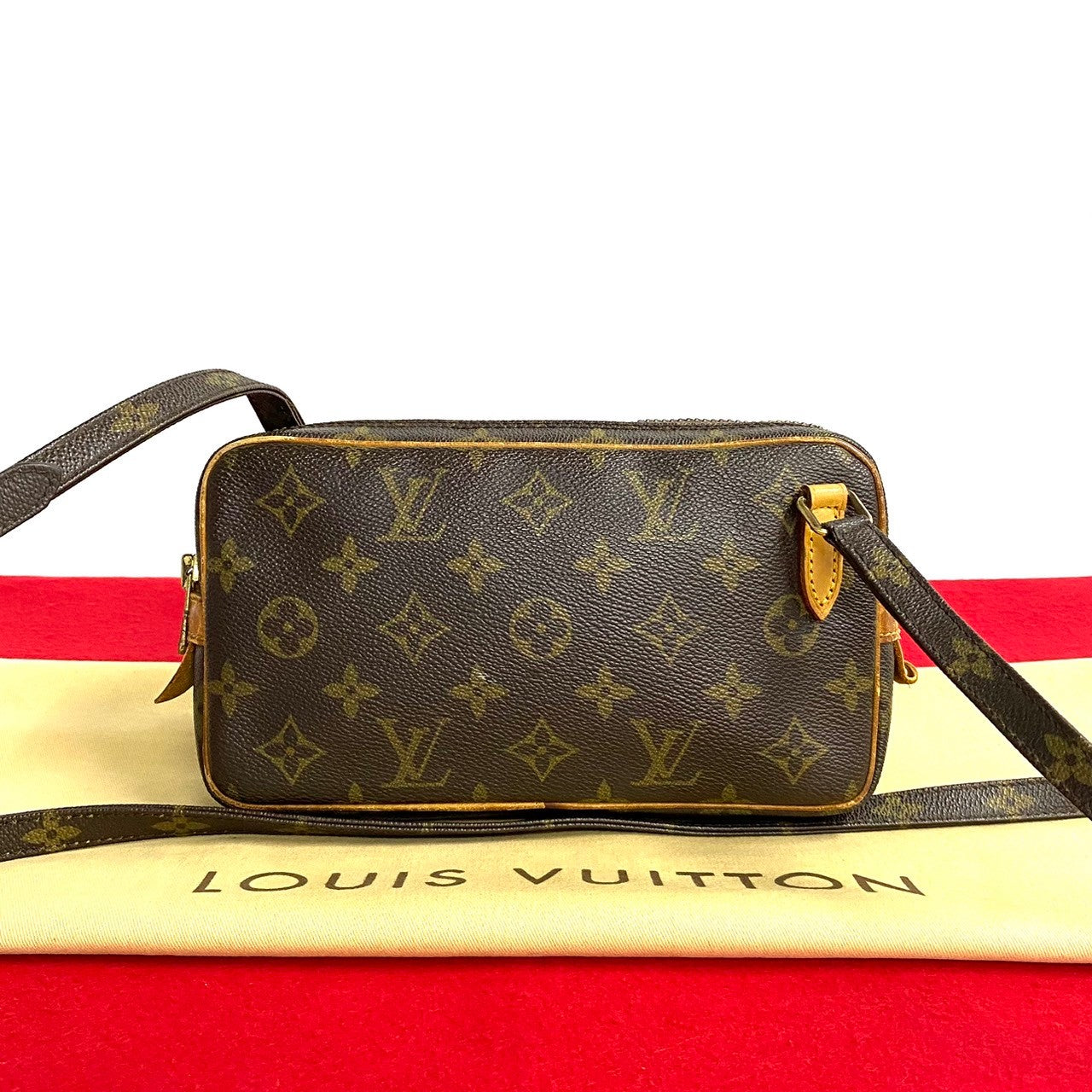 Louis Vuitton Pochette Marly Bandouliere Canvas Crossbody Bag in Very Good Condition