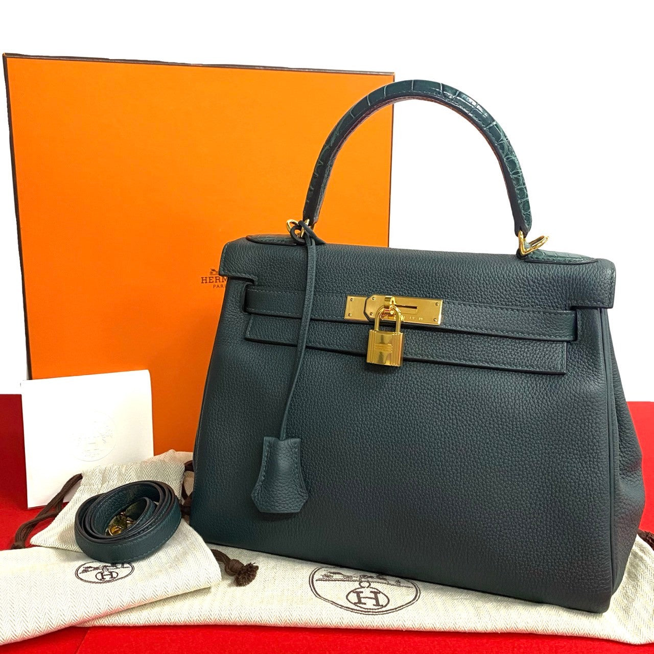 Hermes Kelly 28 Leather Shoulder Bag Green