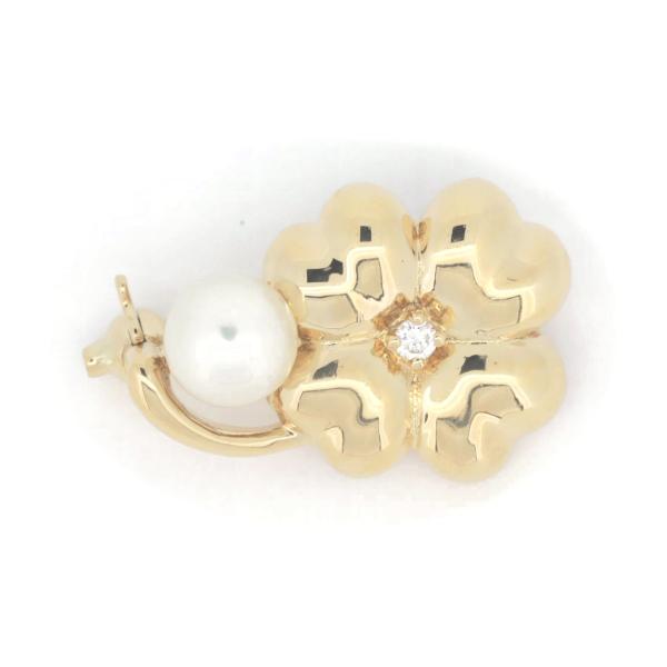 Mikimoto 18K Floral Pearl Brooch  Metal Brooch in Excellent condition