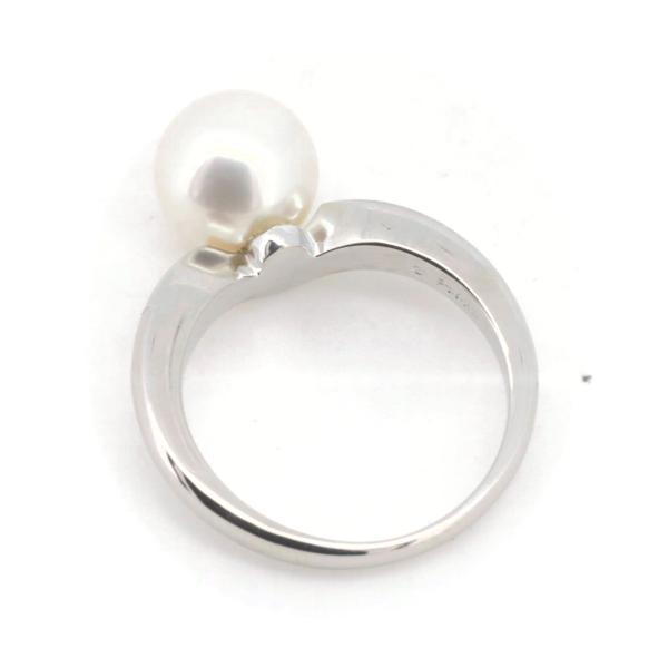 Platinum Pearl Ring in Great Condition