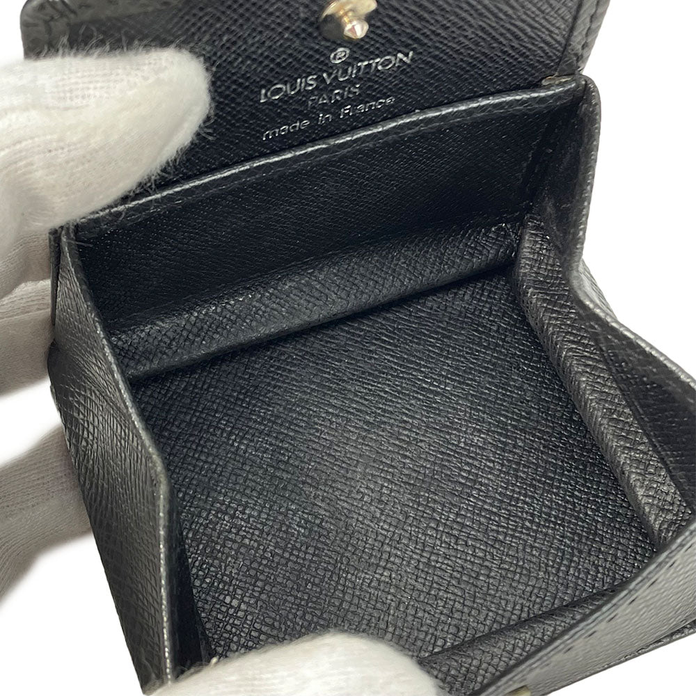 Louis Vuitton Taiga Coin Case M30382