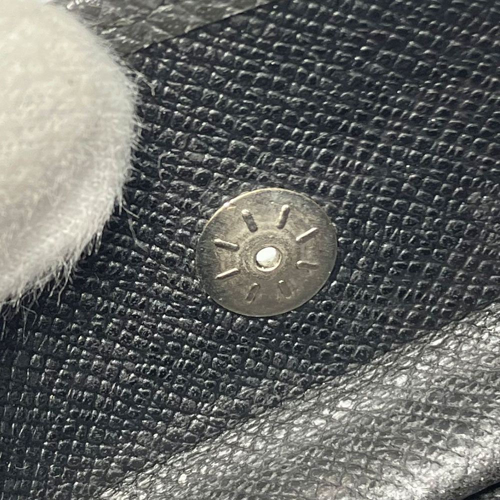 Louis Vuitton Taiga Coin Case M30382