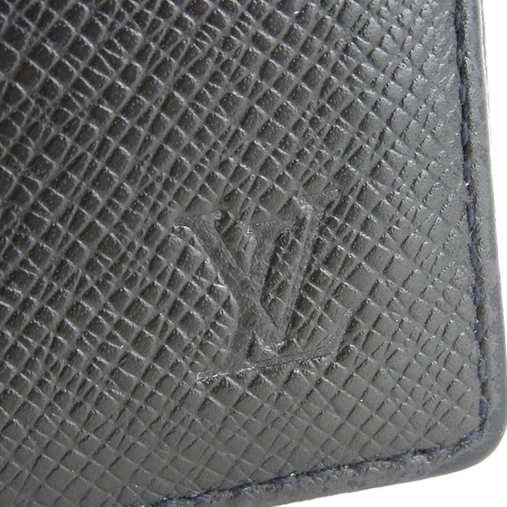 Louis Vuitton Taiga Coin Case M30382