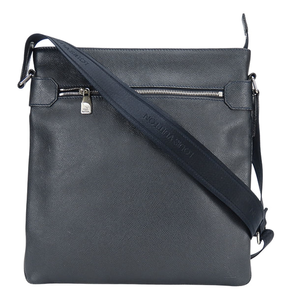 Louis Vuitton Sasha Taiga Shoulder Bag