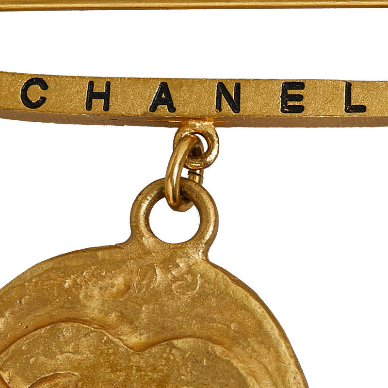 Chanel Vintage Logo Coco Mark Coin Brooch Gold Plated in Very Good Condition