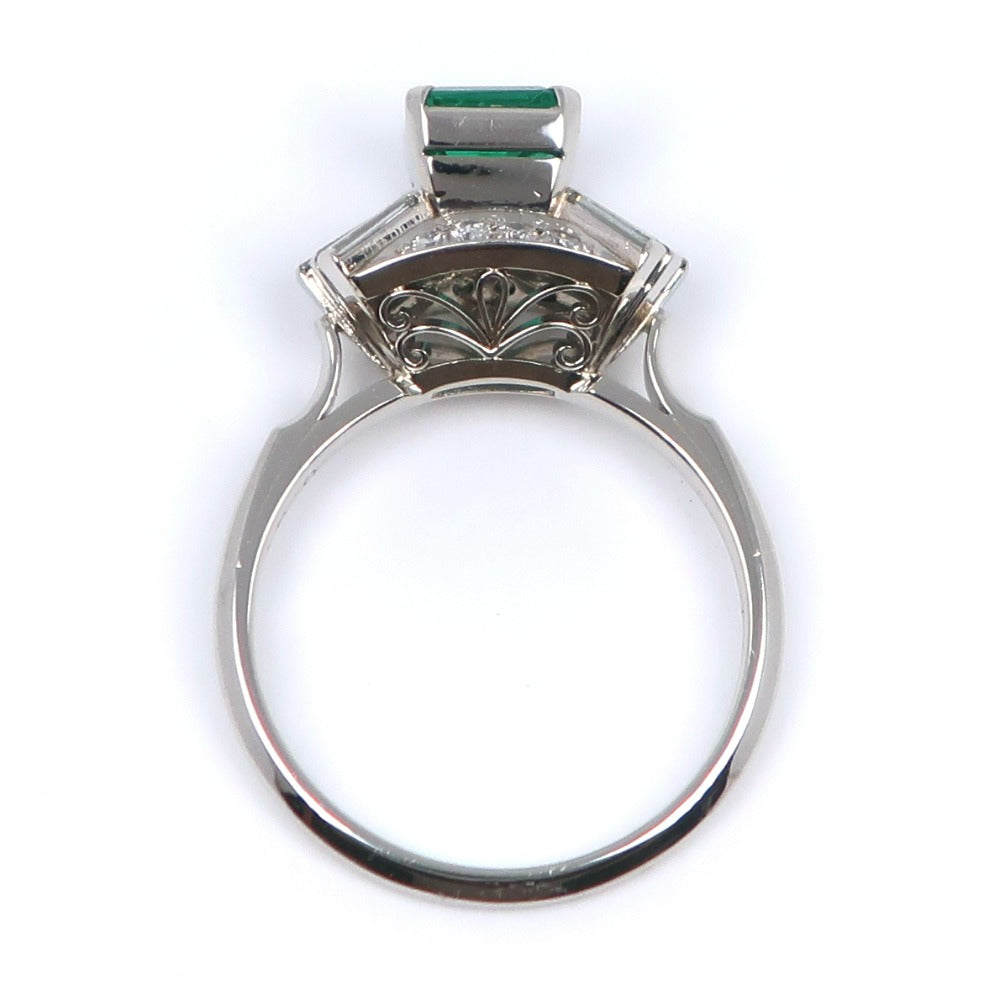 Pt900 Platinum Emerald Diamond Ring 10.5