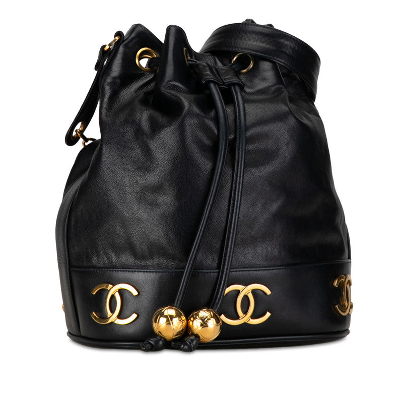 Chanel Triple CC Leather Drawstring Bag Leather Shoulder Bag in Good condition