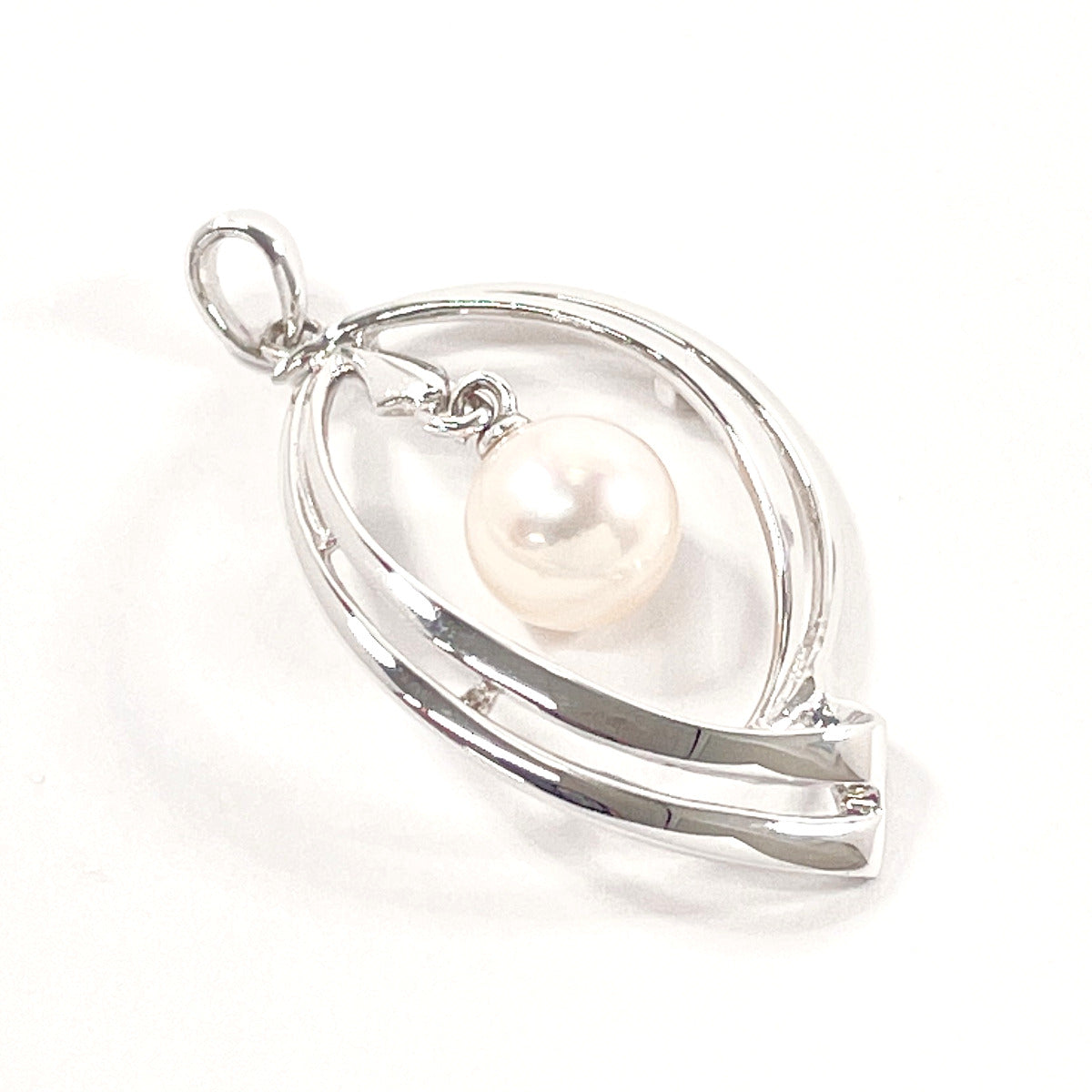 MIKIMOTO Silver Akoya Pearl Pendant Top