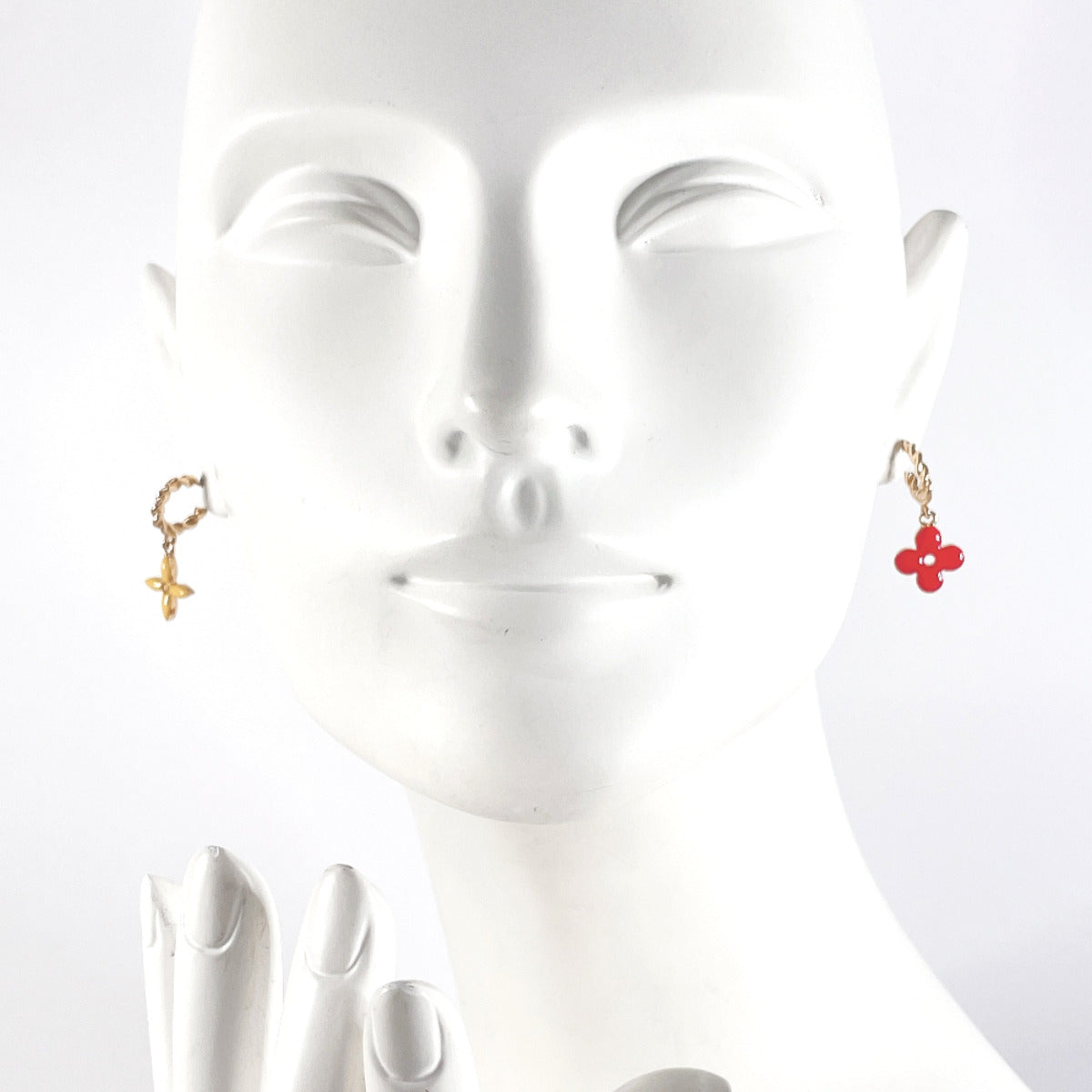 Louis Vuitton Sweet Earrings Set M65370