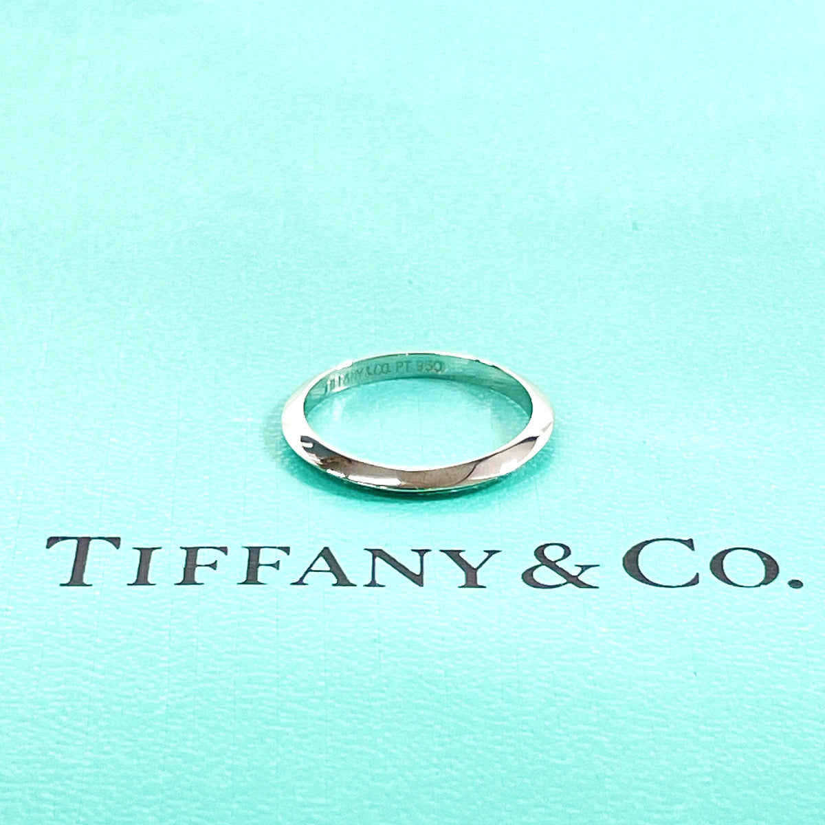 Tiffany & Co Knife Edge Band Ring Pt950