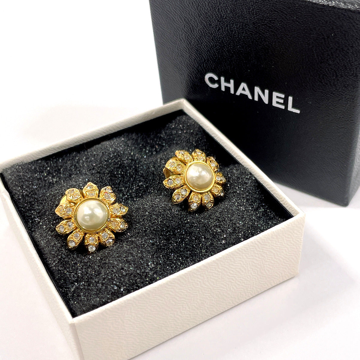 Chanel Flower Earrings Metal Faux Pearl Gold