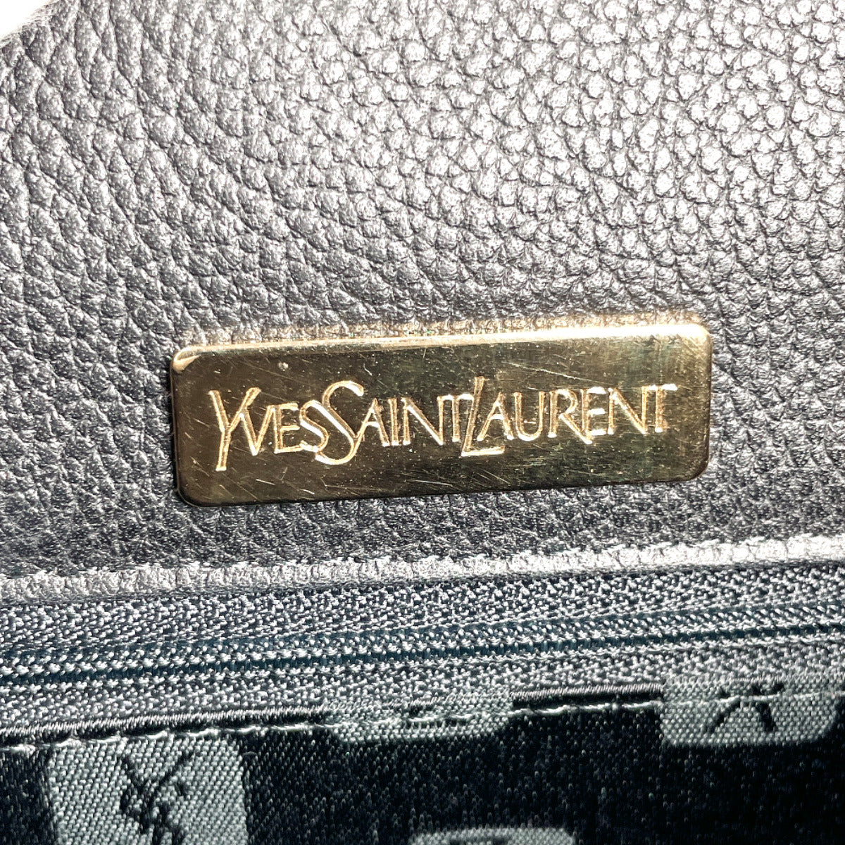 Yves Saint Laurent Leather Handbag Black