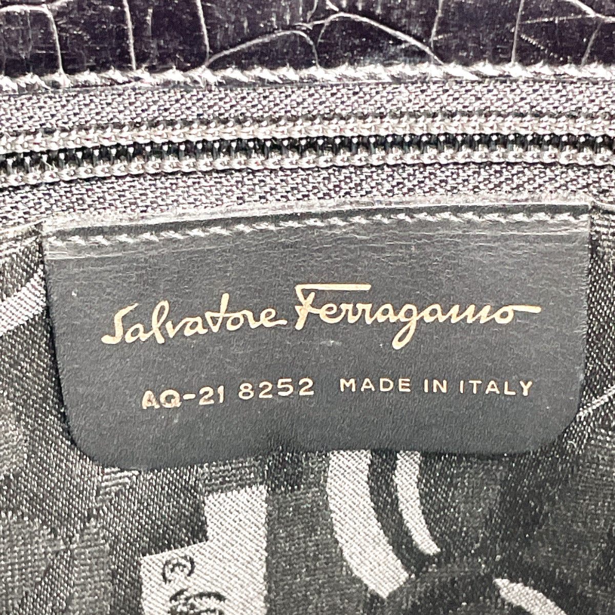 Salvatore Ferragamo Vara 2Way Leather Handbag Black