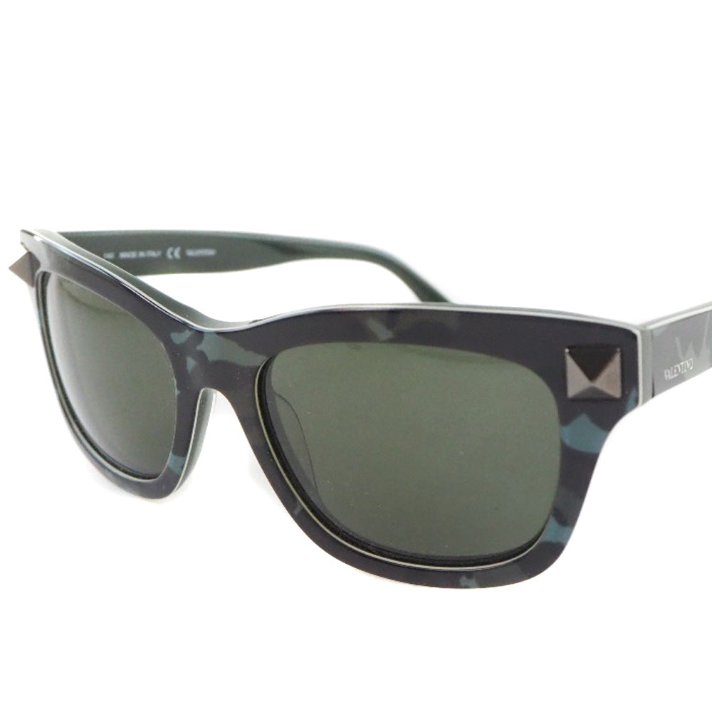 Valentino Pyramid Studs Sunglasses V656SC