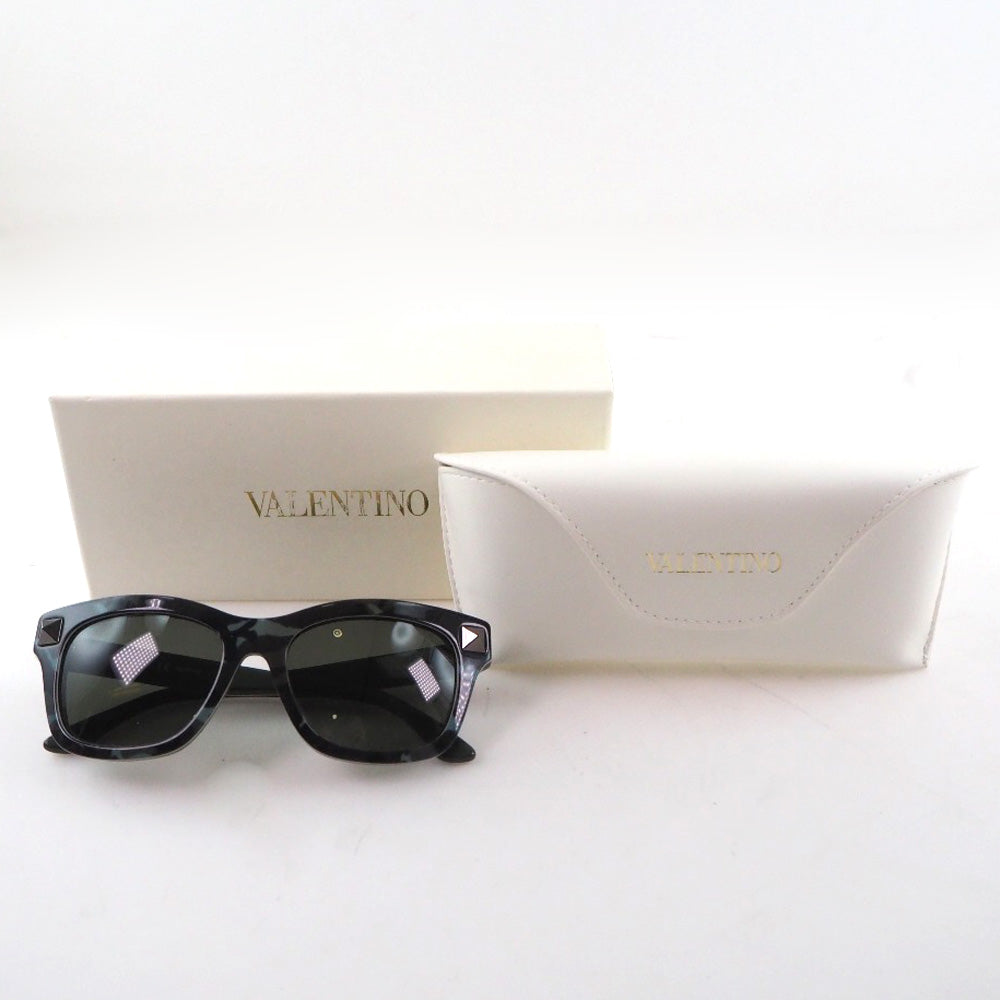 Valentino Pyramid Studs Sunglasses V656SC