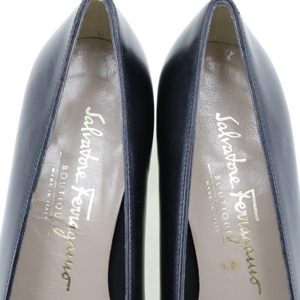 Salvatore Ferragamo Vara Ribbon Leather Pumps