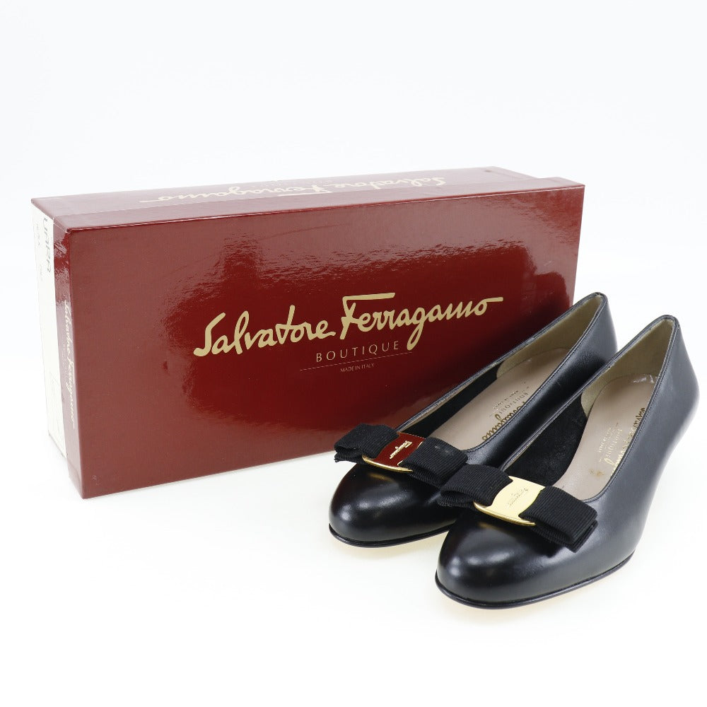 Salvatore Ferragamo Vara Ribbon Leather Pumps