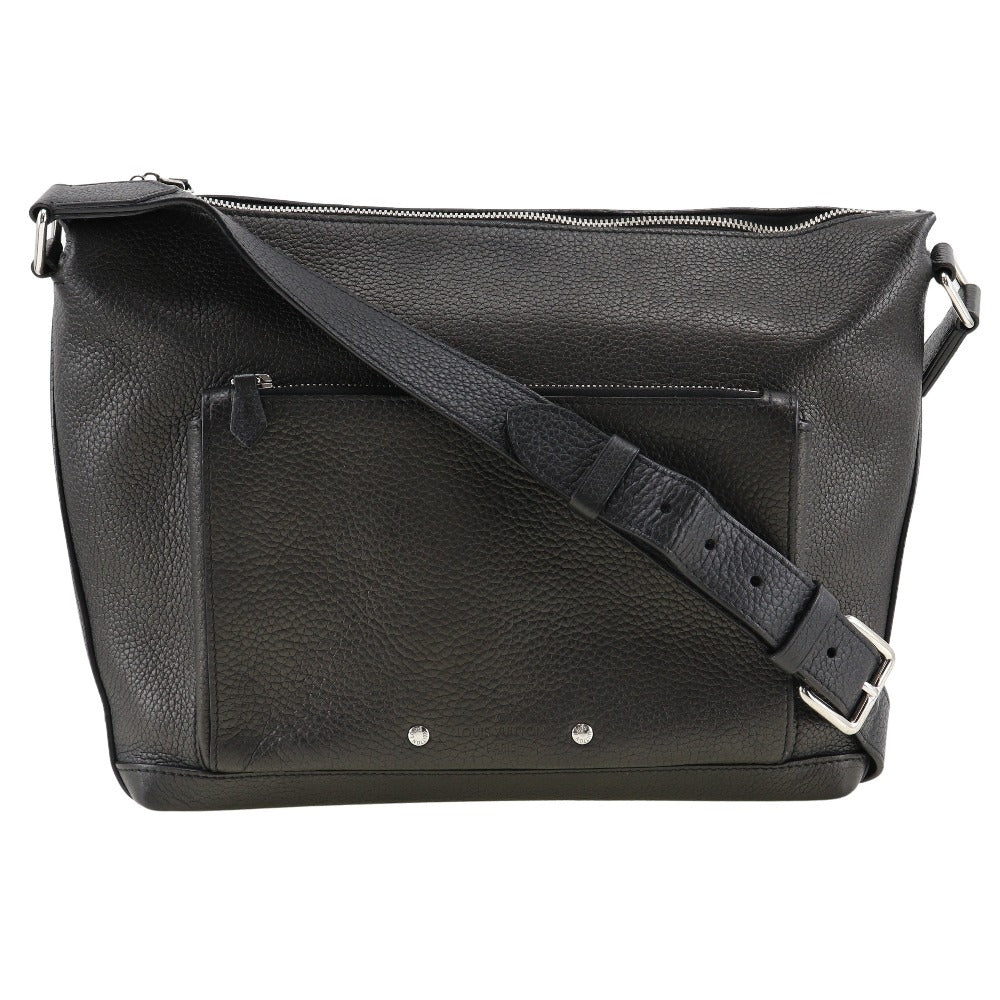 Louis Vuitton Armand Messenger PM Leather Shoulder Bag M53491 in Good condition