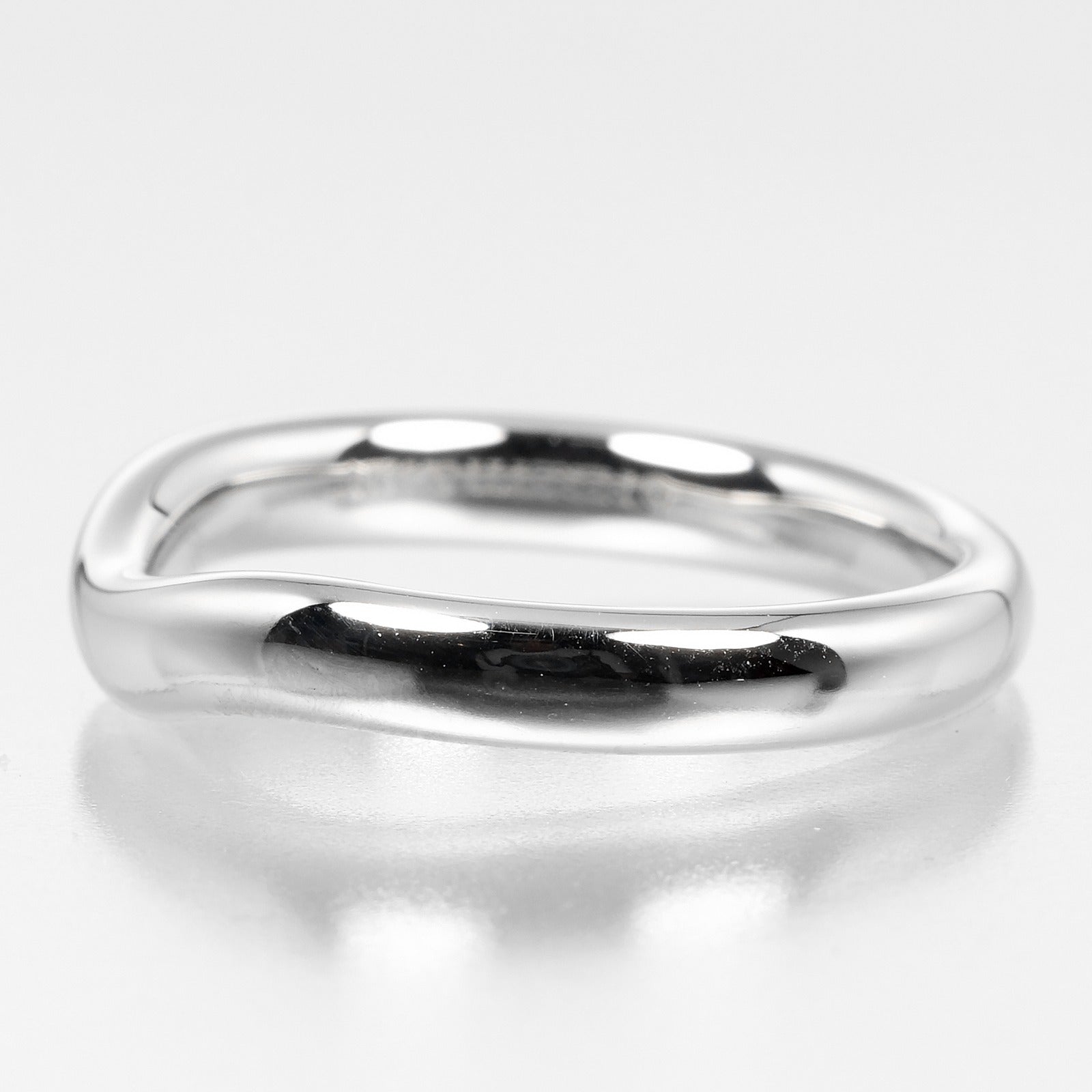 Tiffany & Co Platinum Curved Band Ring