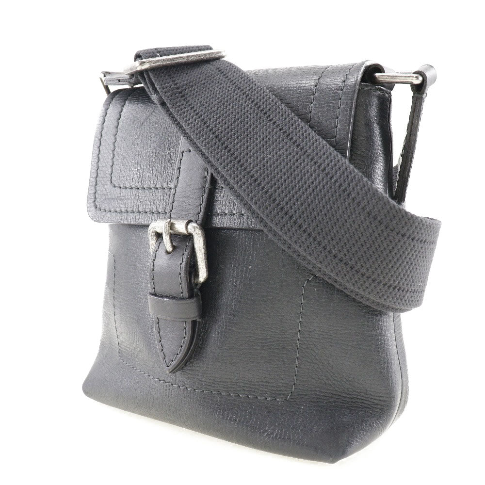 Louis Vuitton Yuma Shoulder Bag Leather Shoulder Bag M97024 in Good condition