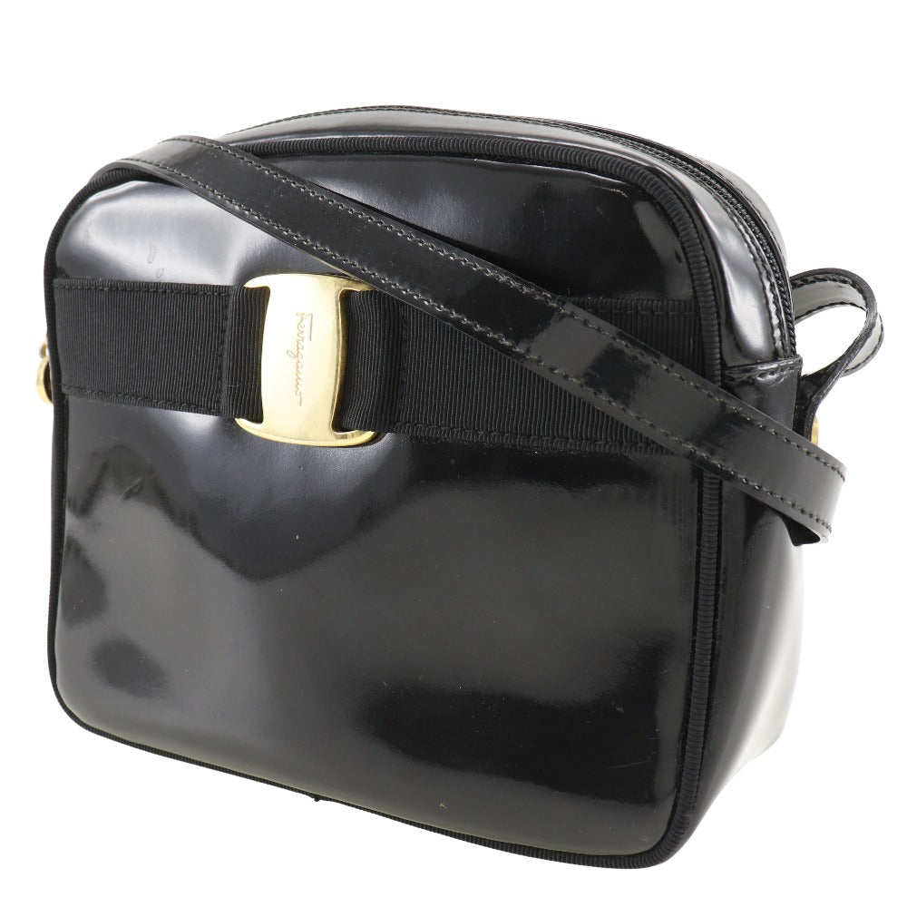 Salvatore Ferragamo Vara Shoulder Bag Black