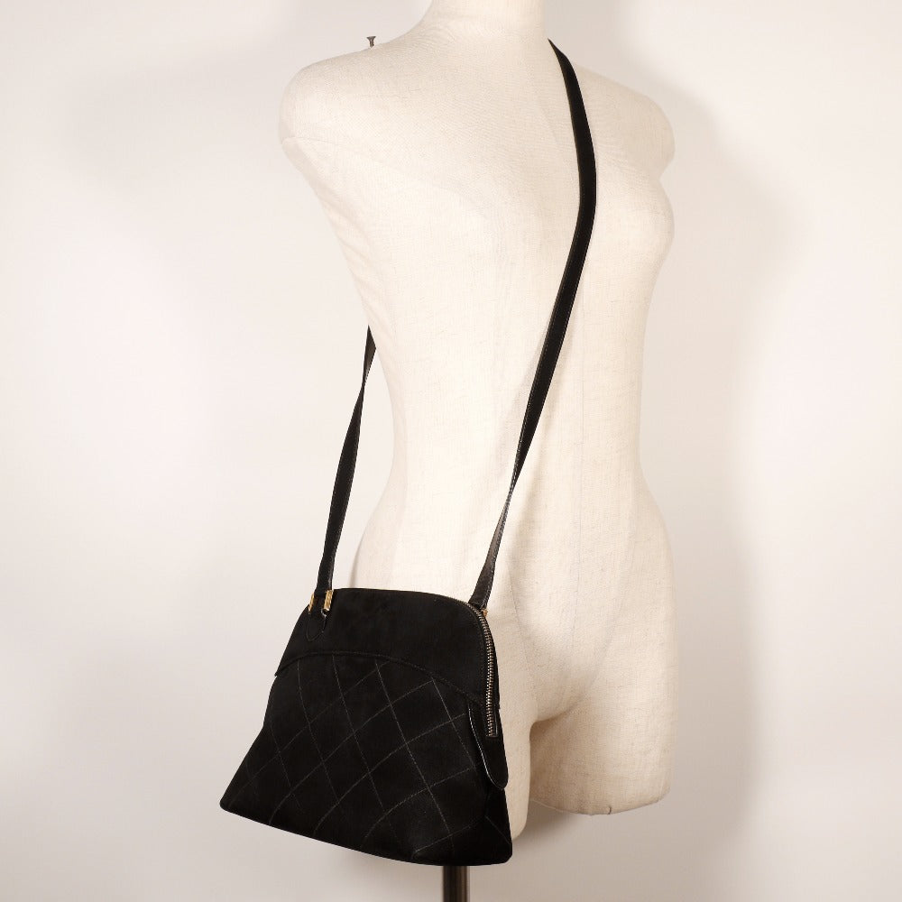 Salvatore Ferragamo Quilted Suede Crossbody Bag Suede Crossbody Bag BA-21 4787 in Very Good Condition