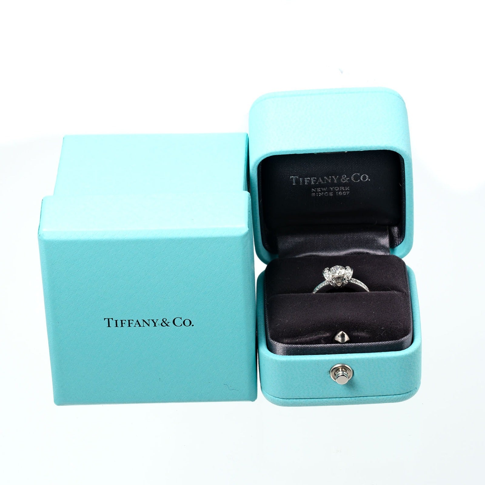 Tiffany & Co Ribbon Solitaire Ring 0.40ct VVS2 Pt950