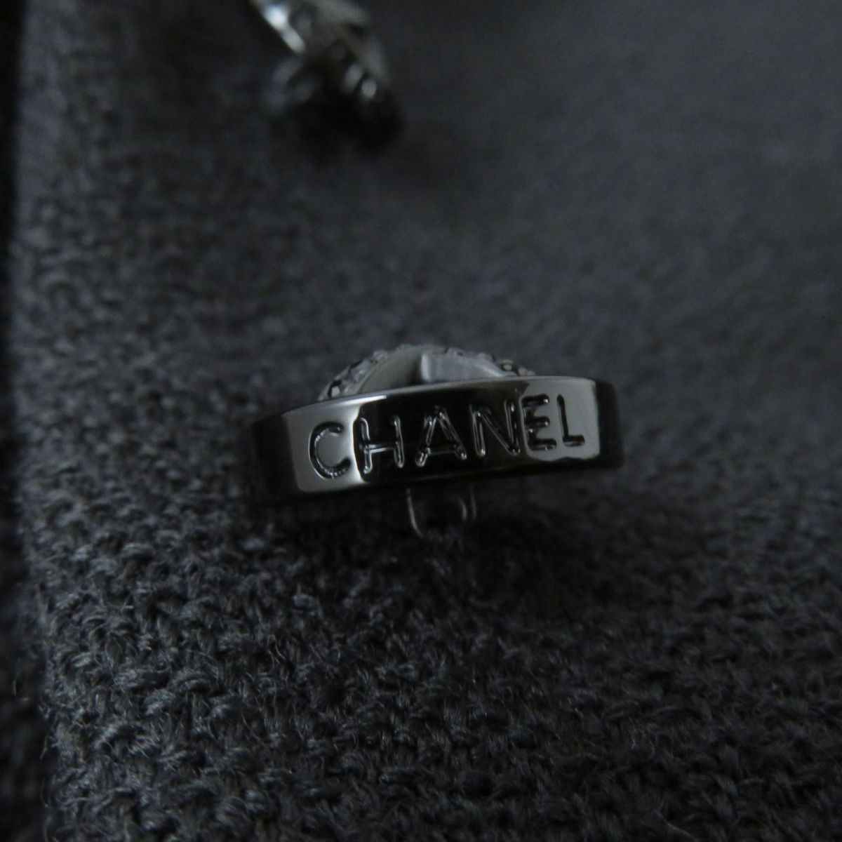 Chanel Wool Coat P29407 Black Size 44