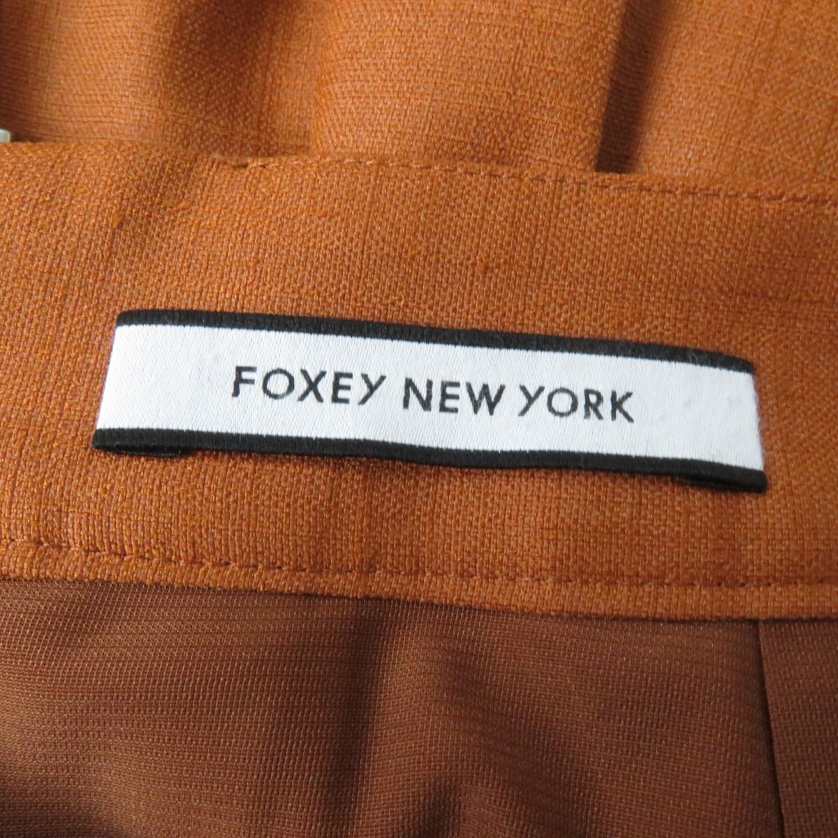 FOXEY NEW YORK Linen Face Pleated Gaucho Pants Brown