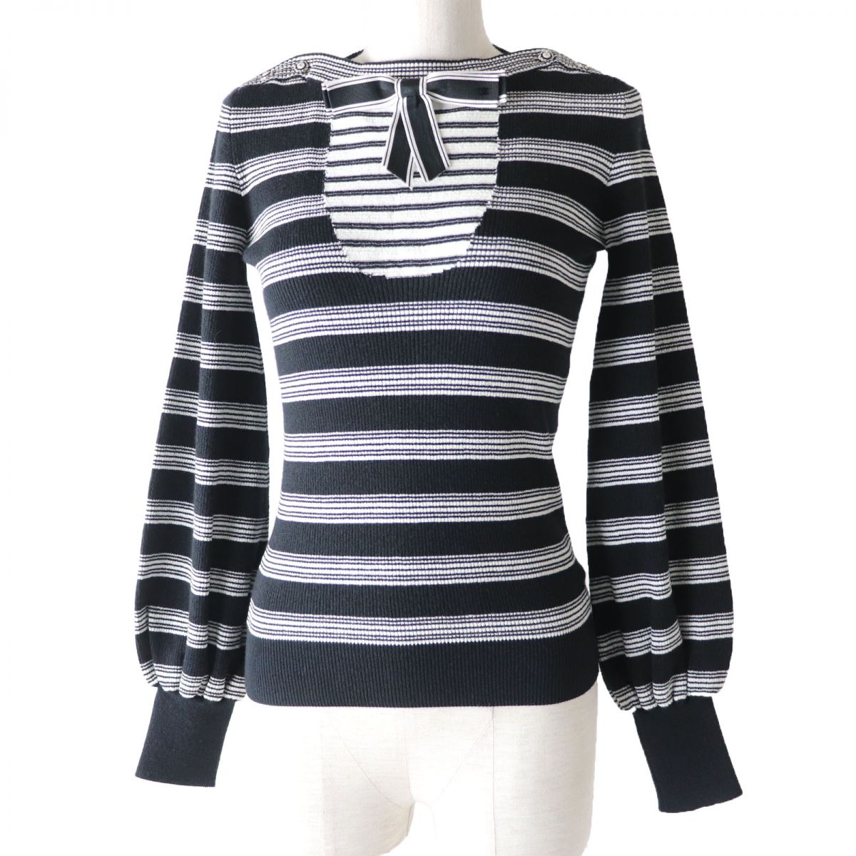 Chanel COCO Button Ribbon Sweater P62226