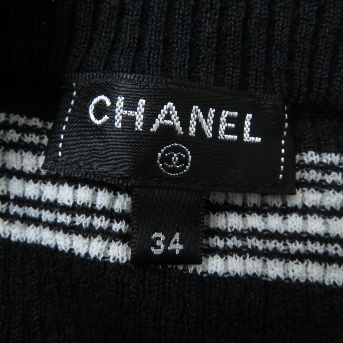 Chanel COCO Button Ribbon Sweater P62226