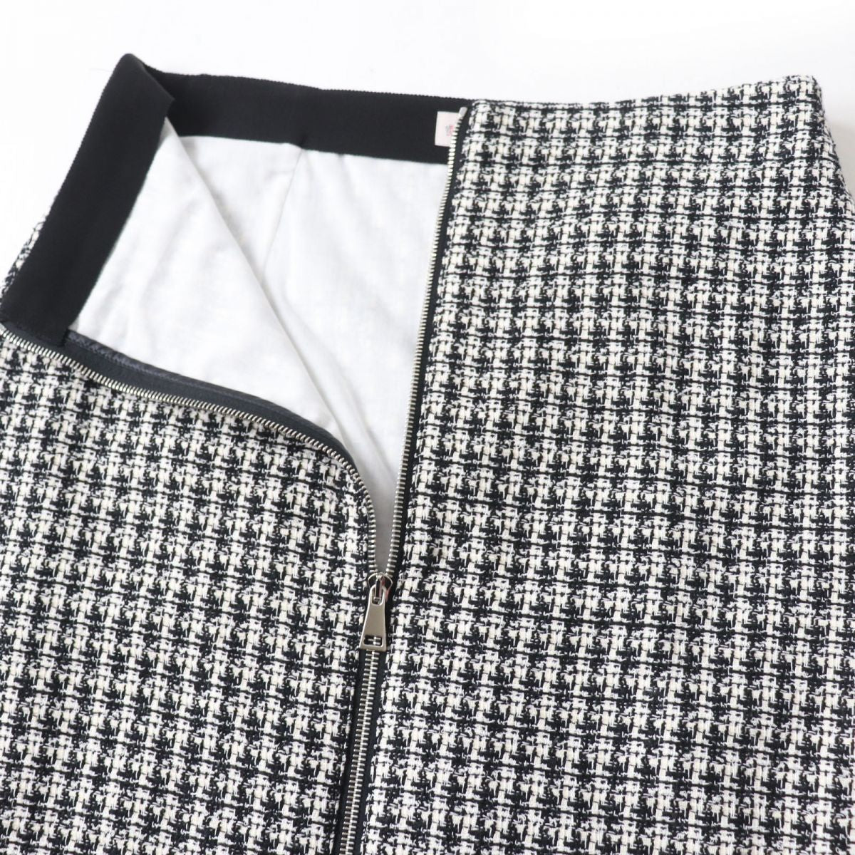 Moncler Tweed Trapezoid Skirt Black Ivory 42