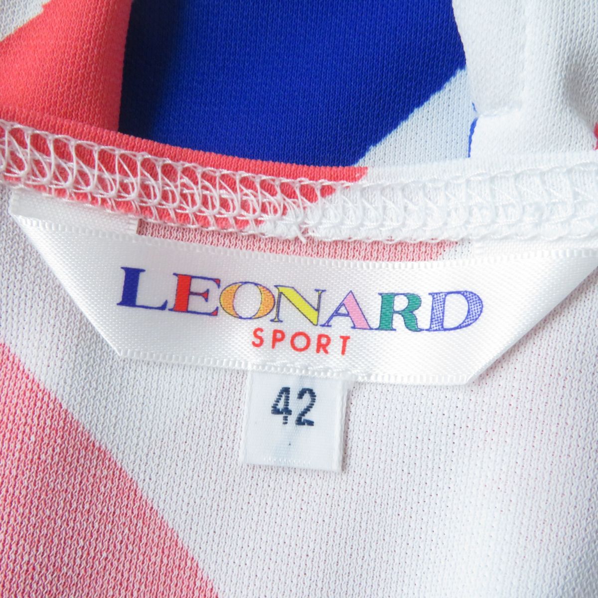 Leonard Sport High Neck 3/4 Sleeve Top Set