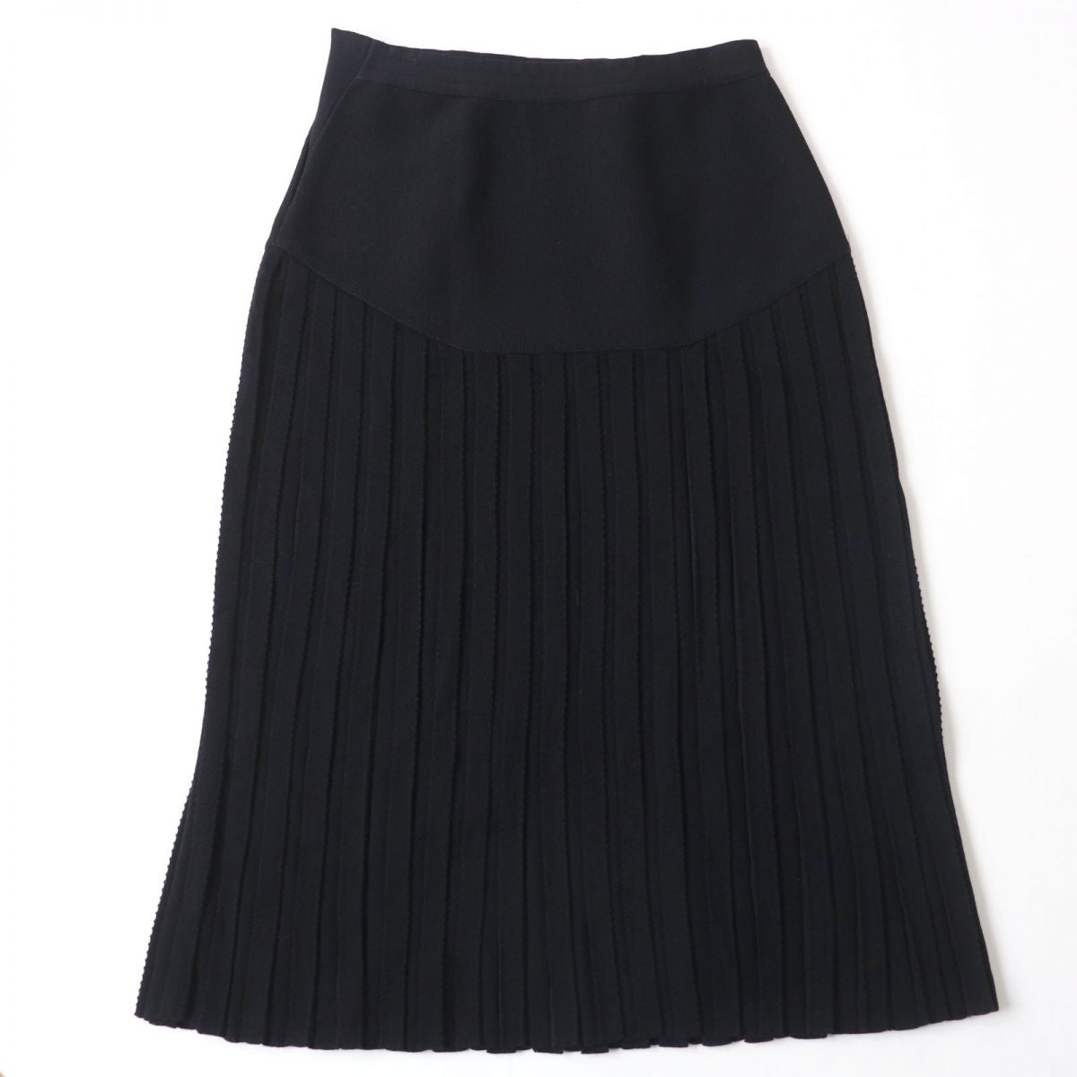 Chanel Wool Pleated Skirt Black Size 38