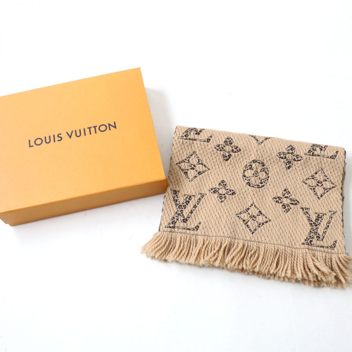 Louis Vuitton Echarpe Giant Monogram Jungle Scarf