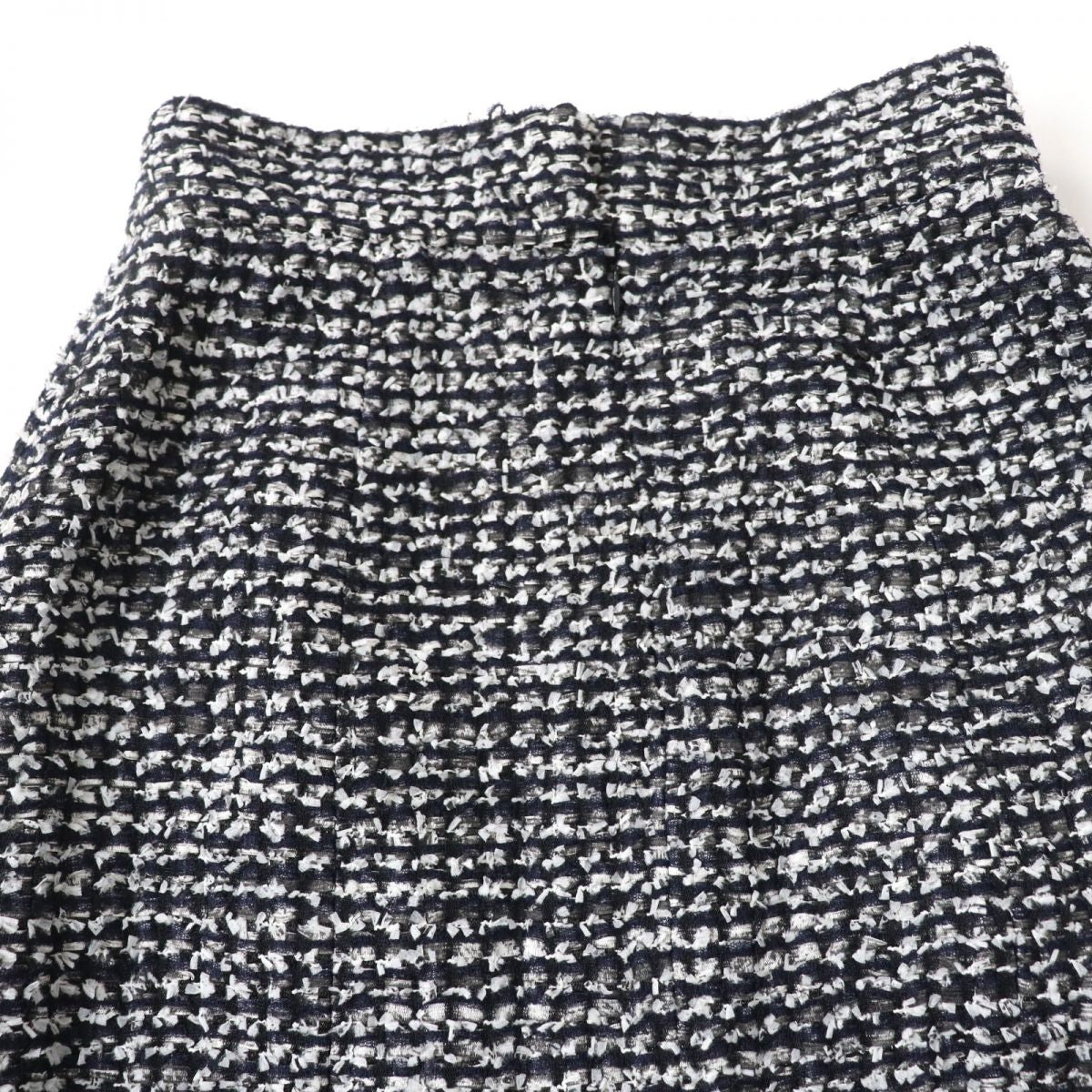 Chanel Ribbon Tweed Skirt P47766