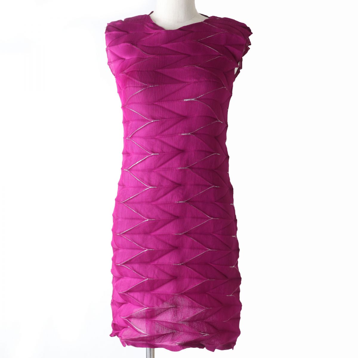 Issey Miyake MI51FT153 Sleeveless Dress Purple