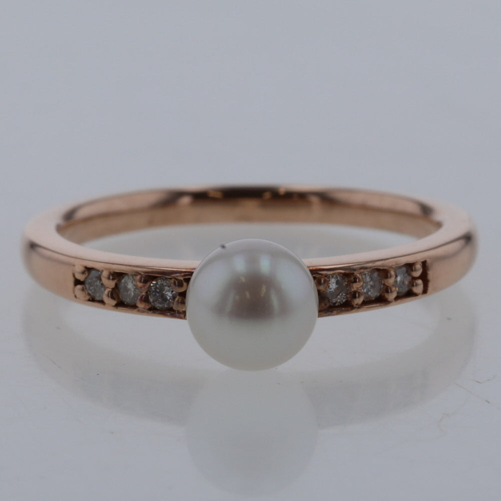 10K Diamond Pearl Ring