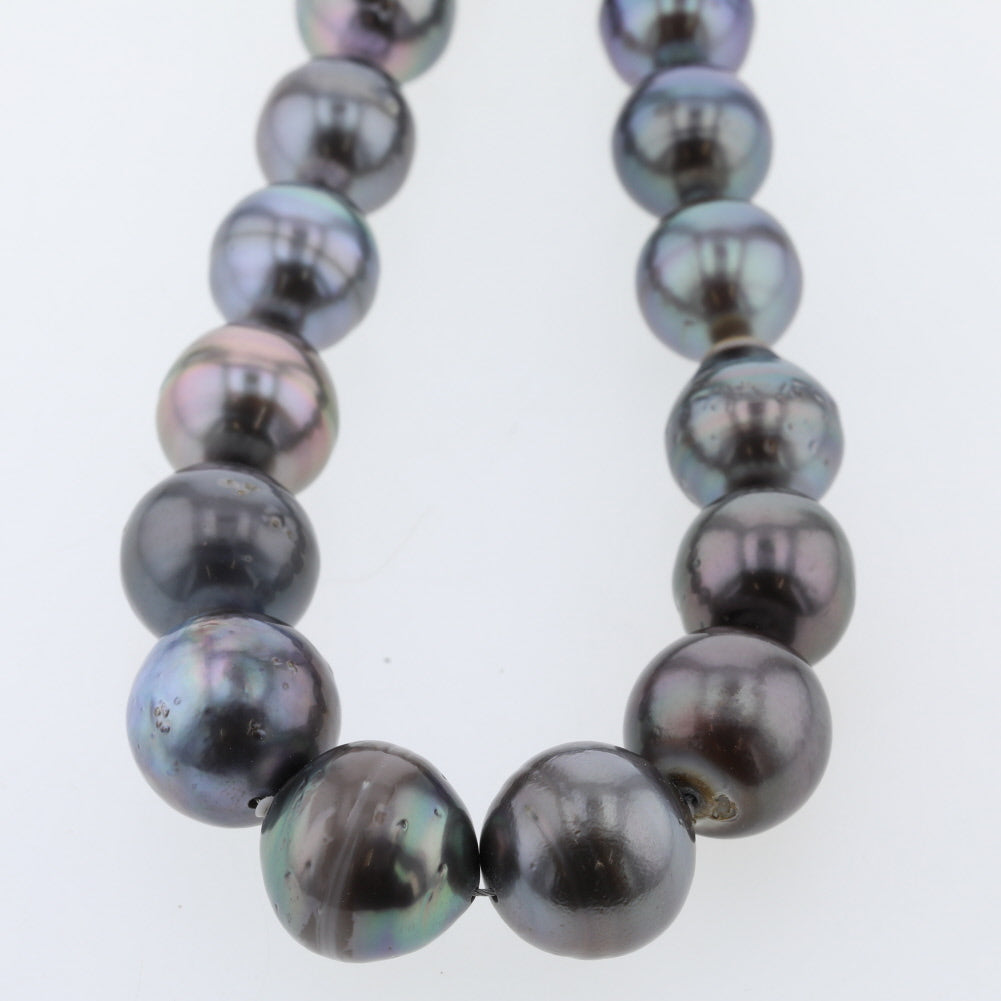 Classic Black Pearl Necklace