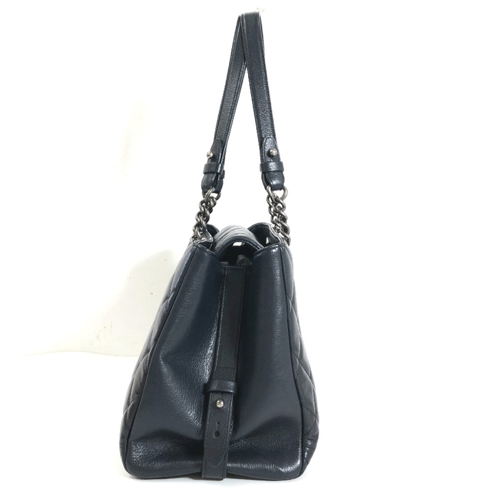 CC Quilted Leather Chain Tote Bag – LuxUness