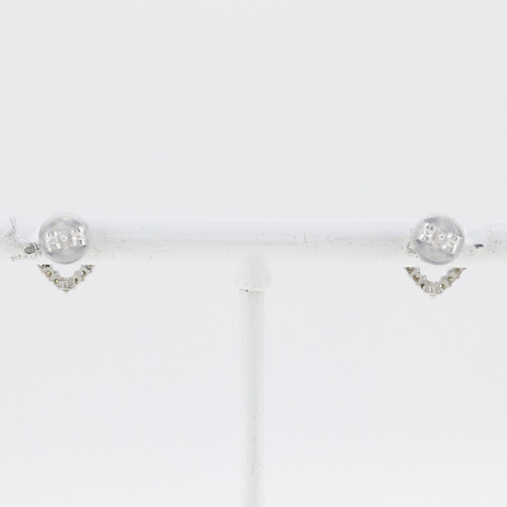 K18 White Gold Diamond Heart Earrings