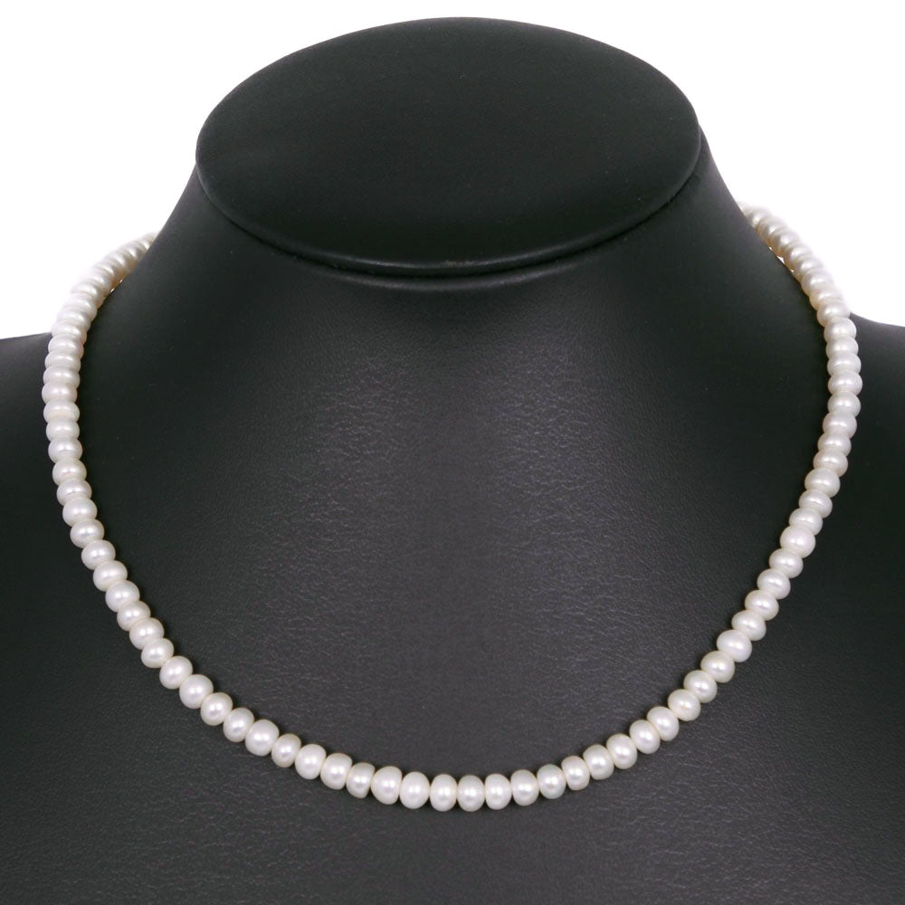 [LuxUness] Silver Pearl Necklace Natural Material Necklace in Good condition