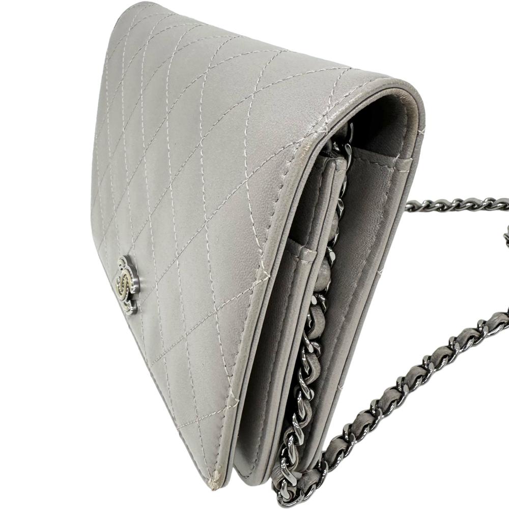 Chanel Matelasse Lambskin Chain Wallet Shoulder Bag