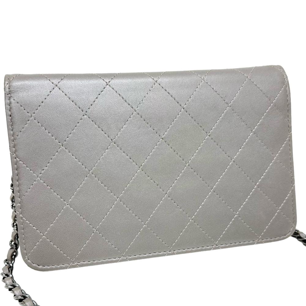 Chanel Matelasse Lambskin Chain Wallet Shoulder Bag