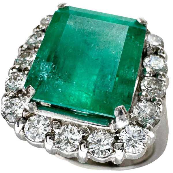 Pt900 Emerald Diamond Ring
